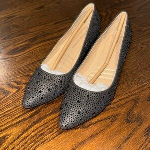 Adrienne Vittadini Women's Fiona Pump size 7.5